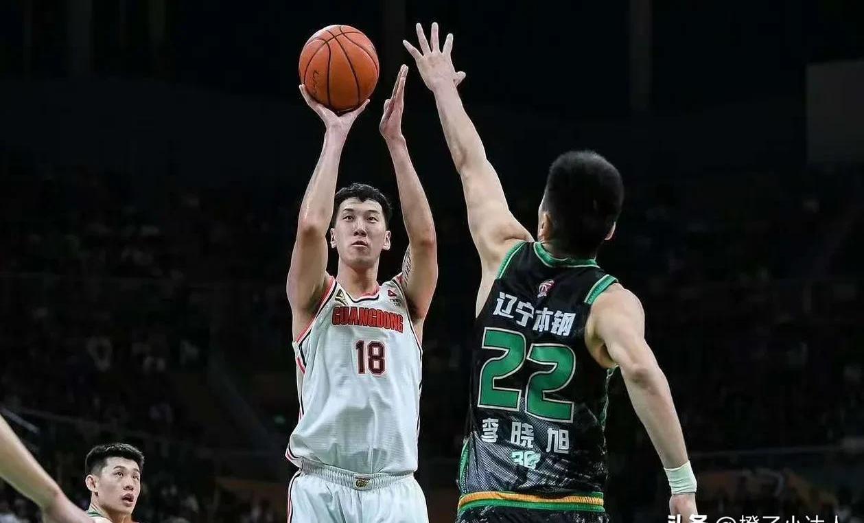 包含广东宏远实现临时胜利，持续领跑赛场的词条